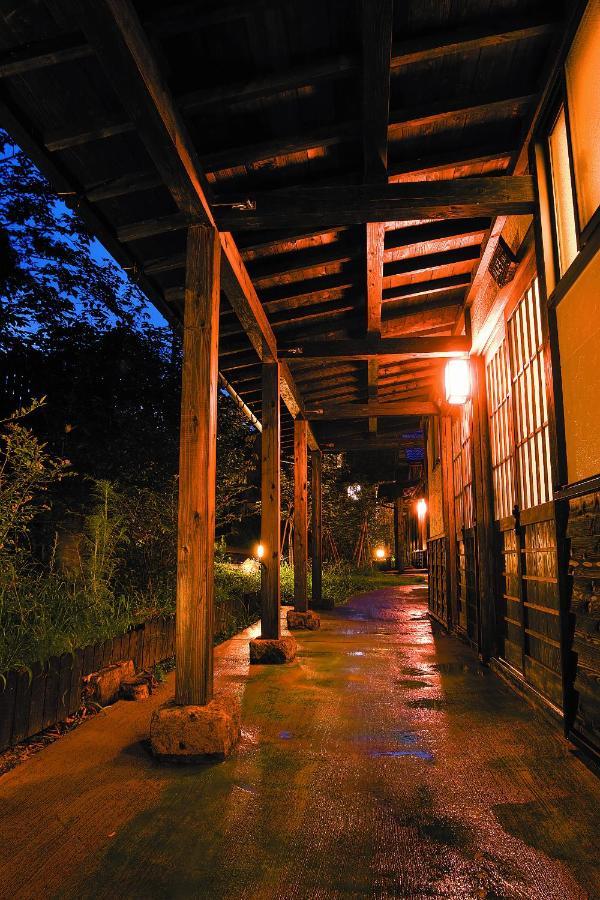Nanakamado Hotel Kokonoe Bagian luar foto