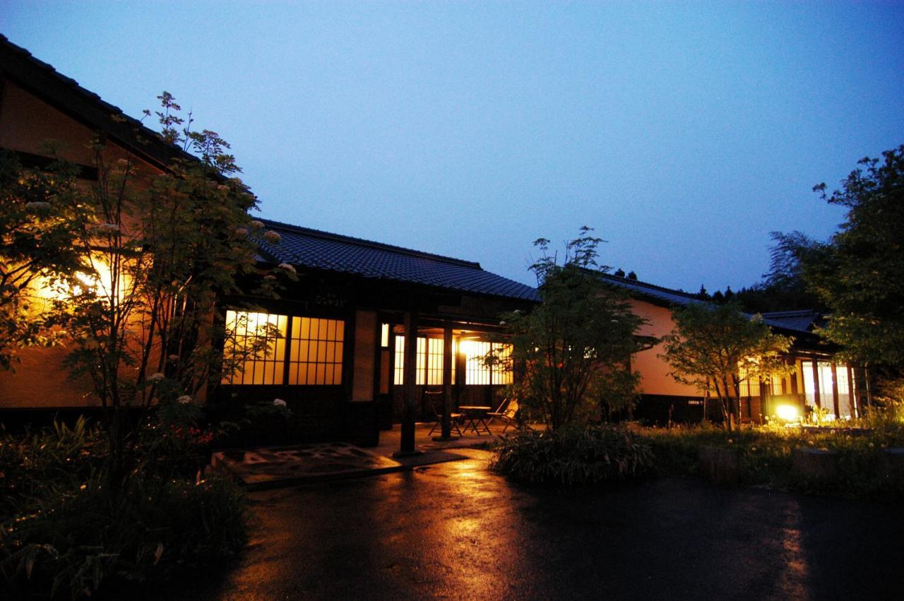 Nanakamado Hotel Kokonoe Bagian luar foto